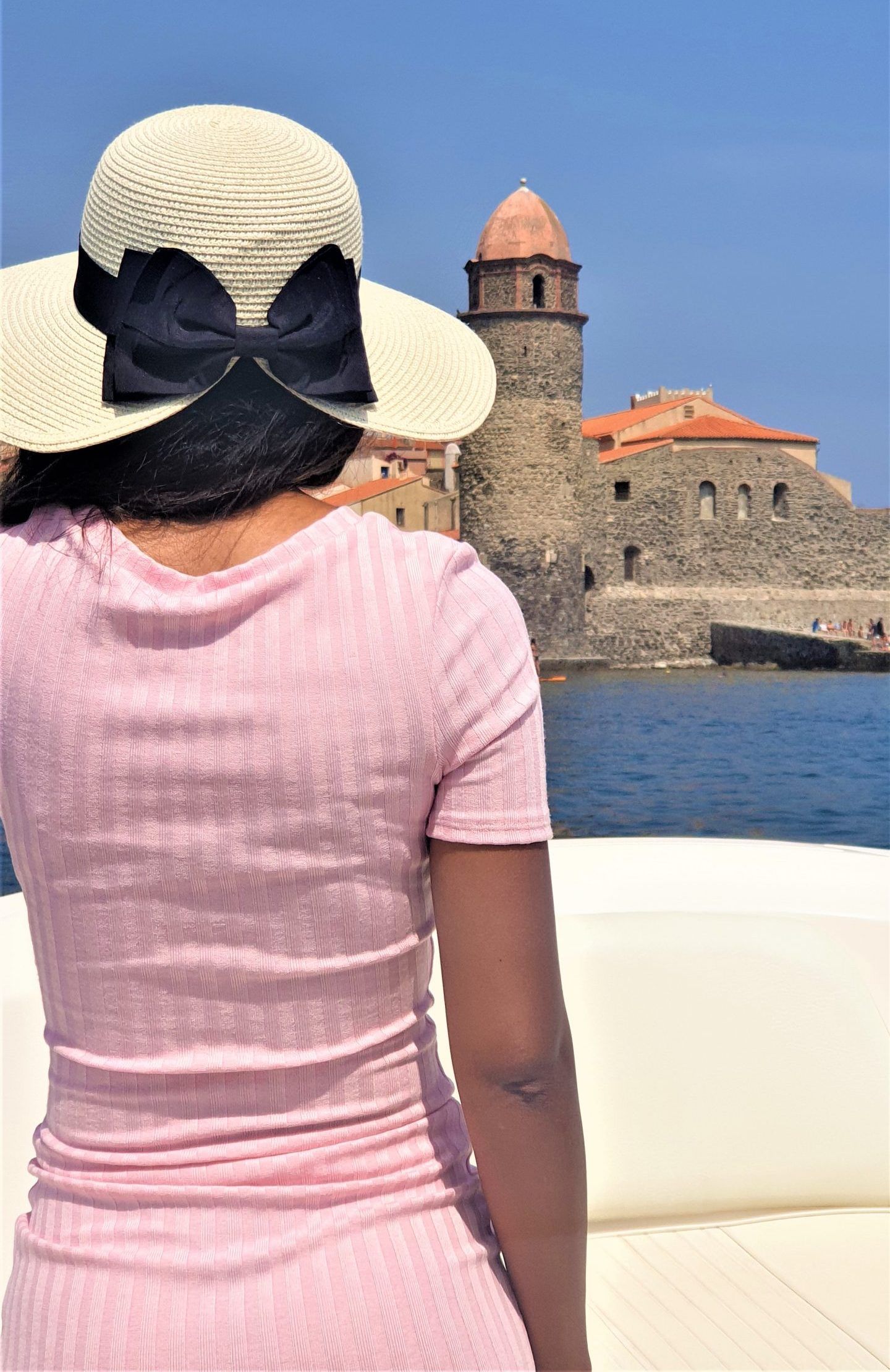 Collioure - sortie en bateau - balade en mer - privatisation - clocher de collioure - Bleu Loisirs -