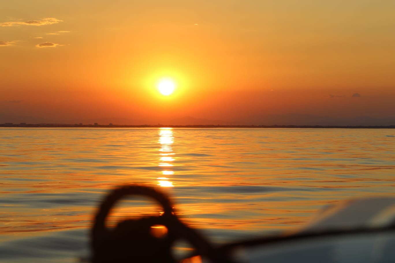 sunset - coucher de soleil - balade en mer